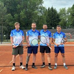 Hegelmann group tennis tournament -zaidimai