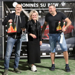 jonines-su-bmw-2022