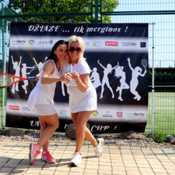 LADIES tennis cup !