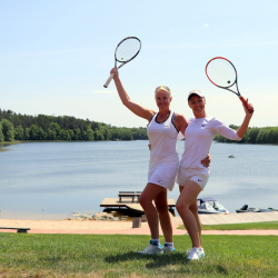 LADIES tennis cup !