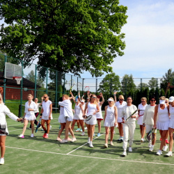 LADIES tennis cup !