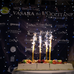 vasara su loccitane finalai